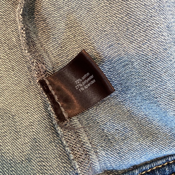 Limited Jean jacket size small - Picture 4 of 8